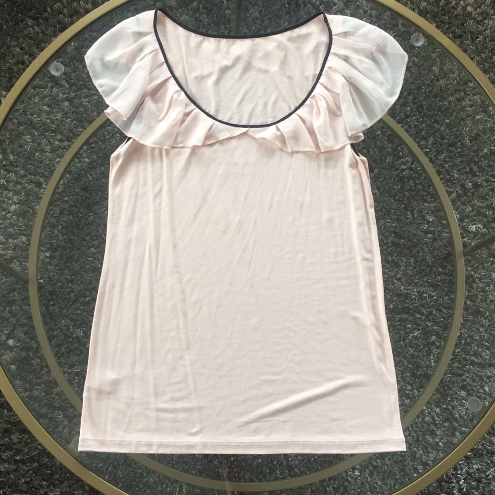 Pale pink lightweight collared top M NWT